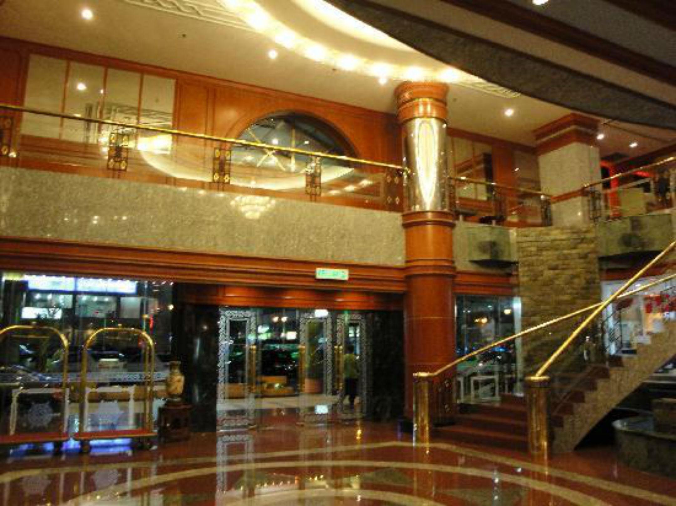 The Centrepoint Hotel Bandar Seri Begawan Zewnętrze zdjęcie